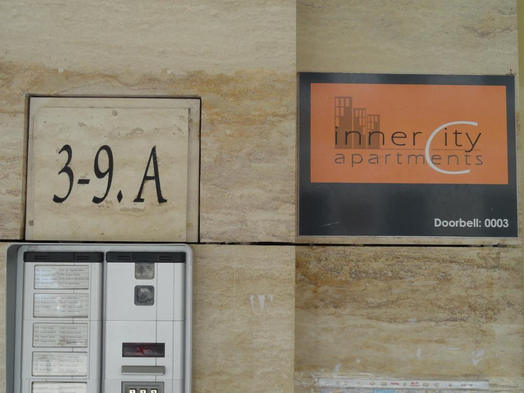 Innercity Apartments Budapest Luaran gambar